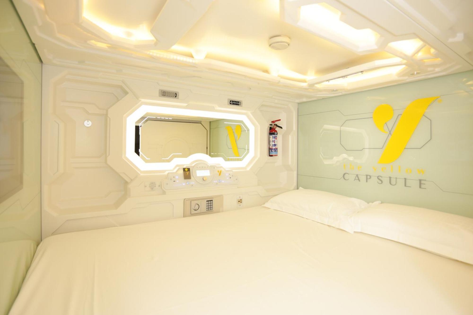 The Yellow Capsule Cancun Close To Airport Экстерьер фото